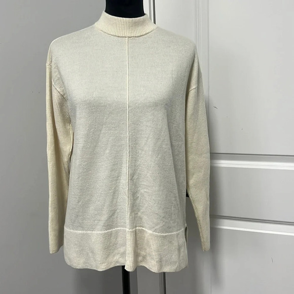 Talbots Pure Marino Wool Ivory oversized Long Sleeve Cowl Neck Sweater size Med - Picture 1 of 7